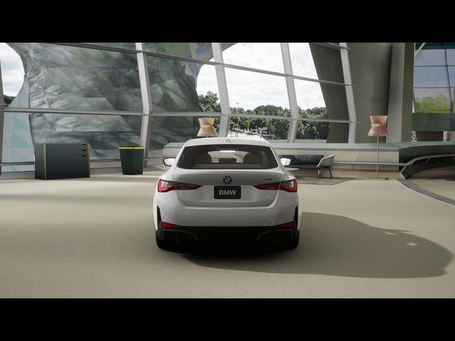 2025 BMW i4 eDrive40
