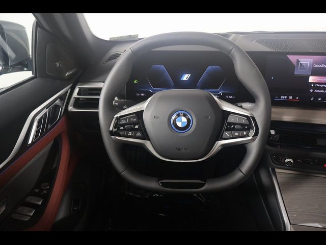 2025 BMW i4 eDrive40