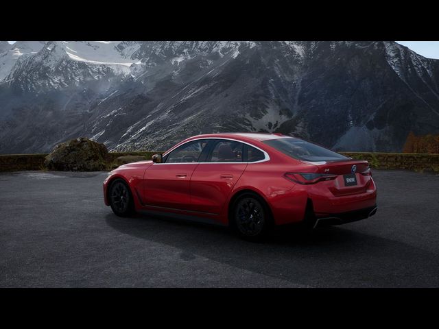 2025 BMW i4 eDrive40