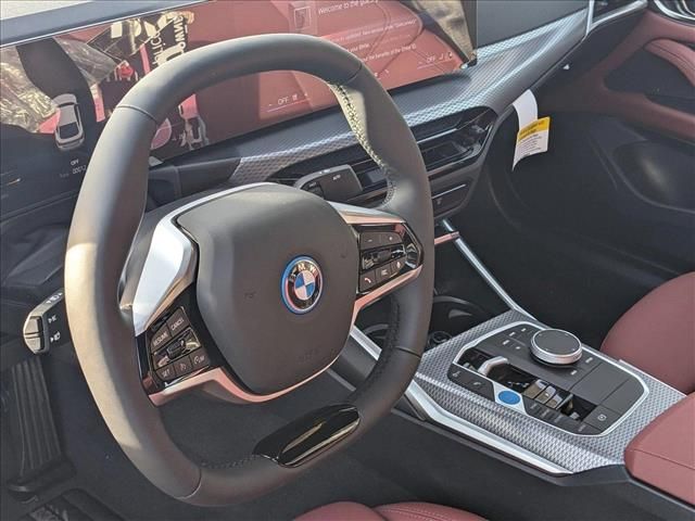 2025 BMW i4 eDrive40