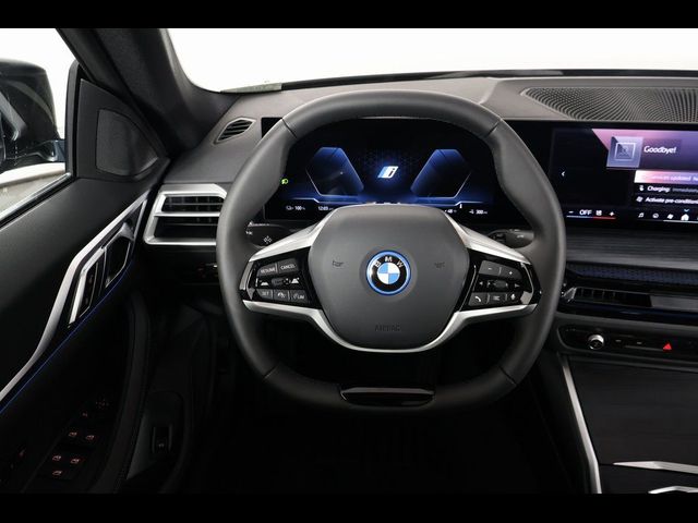 2025 BMW i4 eDrive40