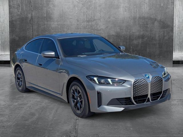 2025 BMW i4 eDrive40
