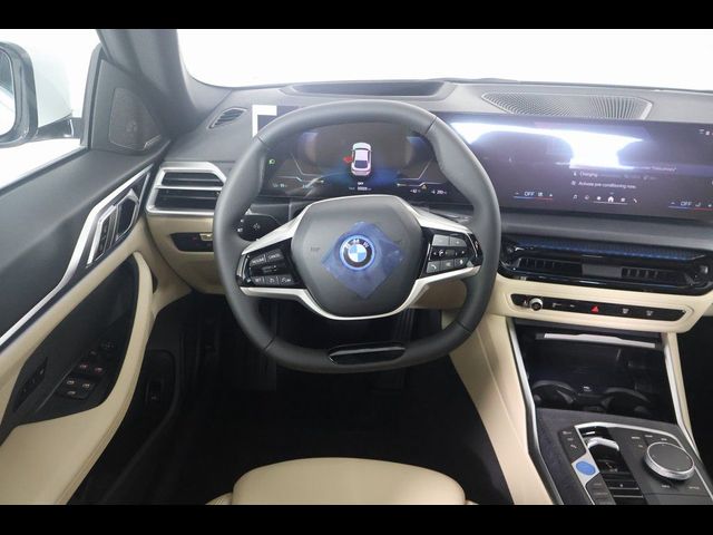 2025 BMW i4 eDrive40