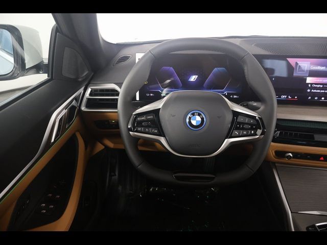 2025 BMW i4 eDrive40