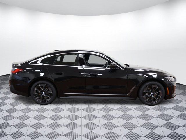2025 BMW i4 eDrive40