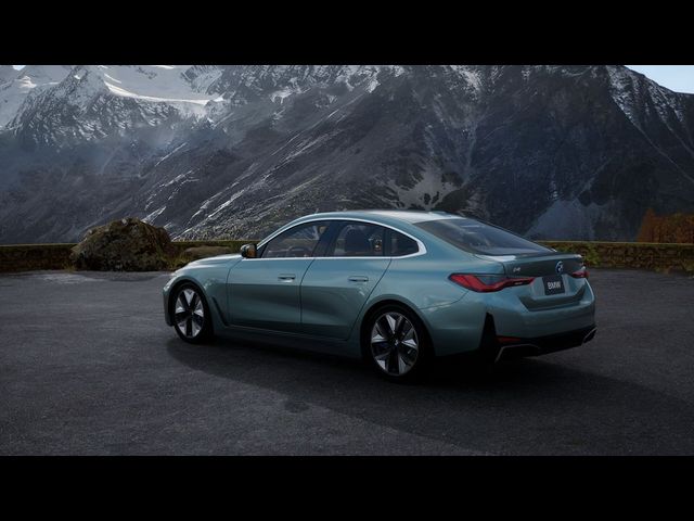 2025 BMW i4 eDrive40