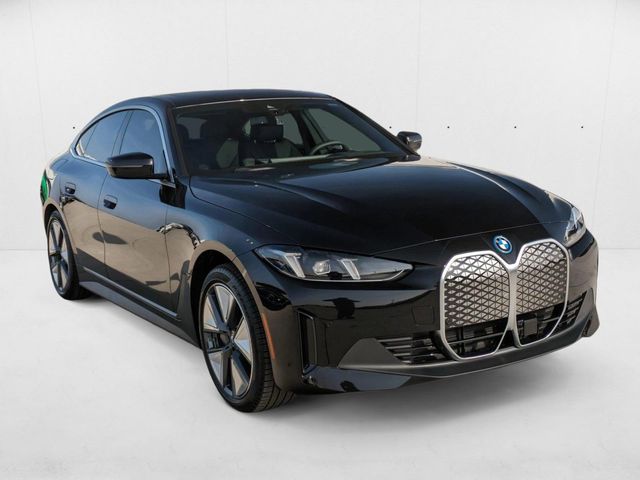 2025 BMW i4 eDrive40