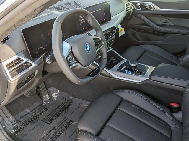 2025 BMW i4 eDrive40