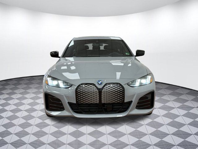 2025 BMW i4 eDrive40