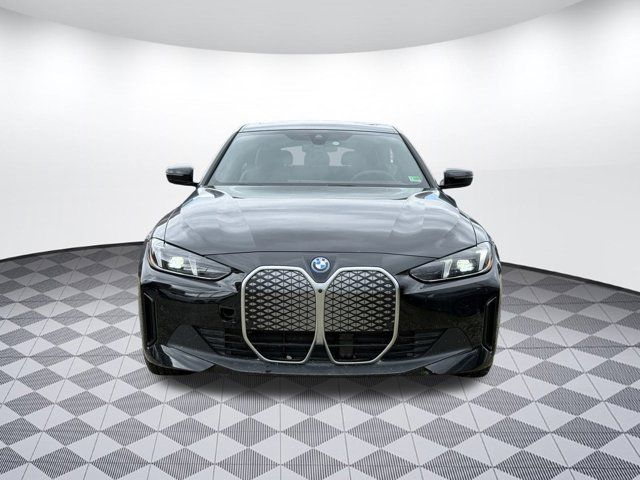 2025 BMW i4 eDrive40