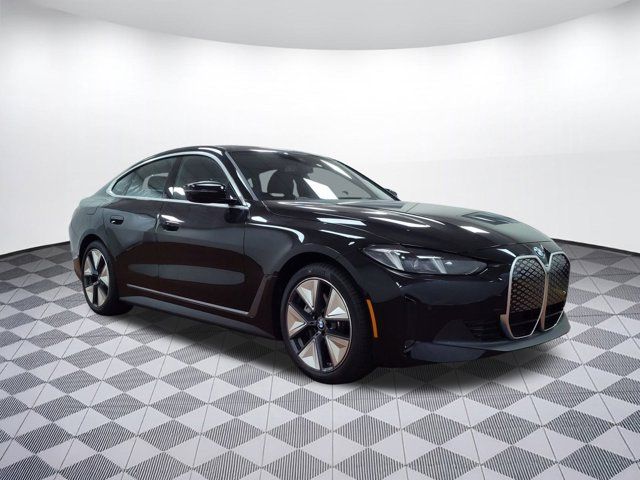 2025 BMW i4 eDrive40