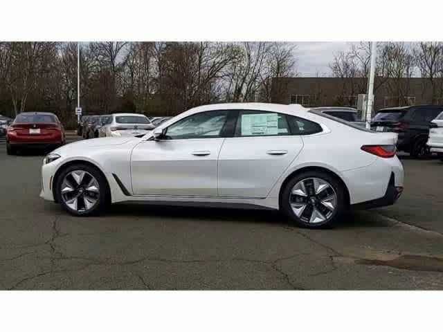 2025 BMW i4 eDrive40