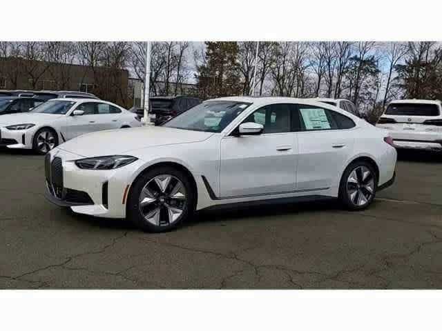 2025 BMW i4 eDrive40