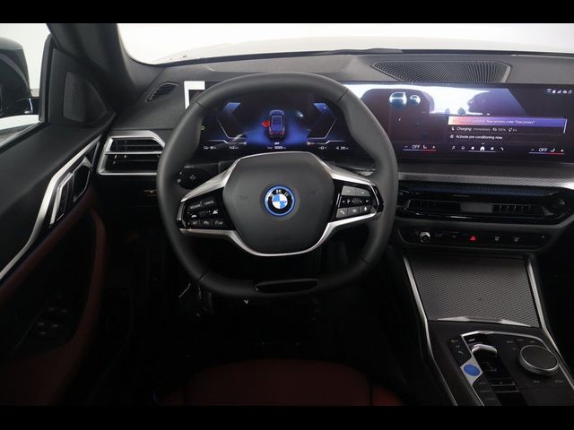 2025 BMW i4 eDrive40