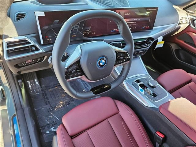 2025 BMW i4 eDrive40