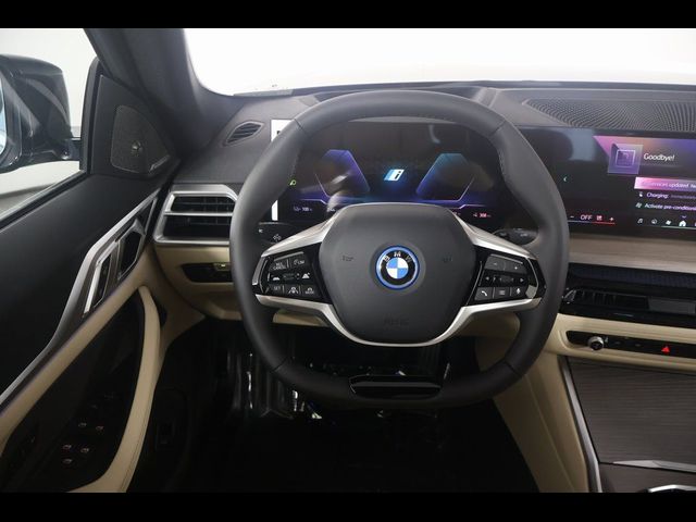 2025 BMW i4 eDrive40