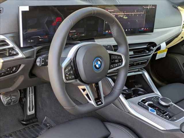 2025 BMW i4 eDrive40