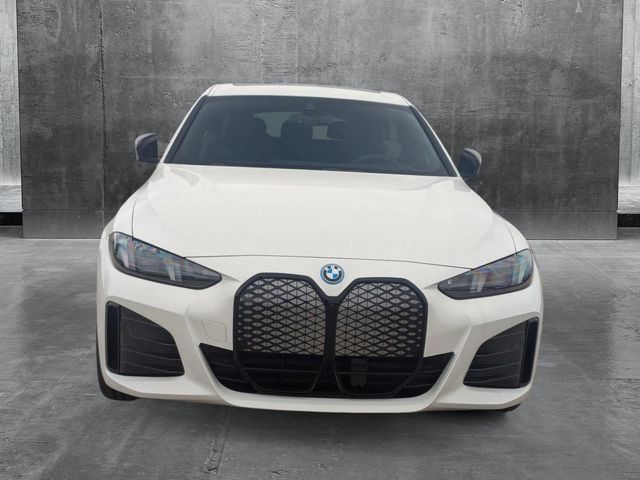 2025 BMW i4 eDrive40