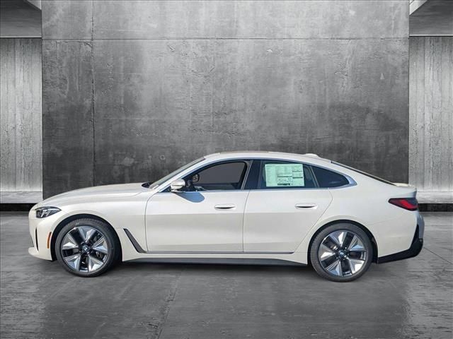 2025 BMW i4 eDrive40