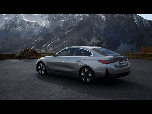 2025 BMW i4 eDrive40