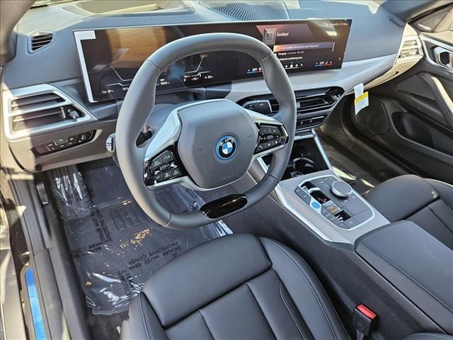 2025 BMW i4 eDrive40