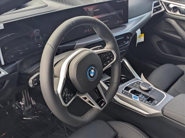 2025 BMW i4 eDrive40