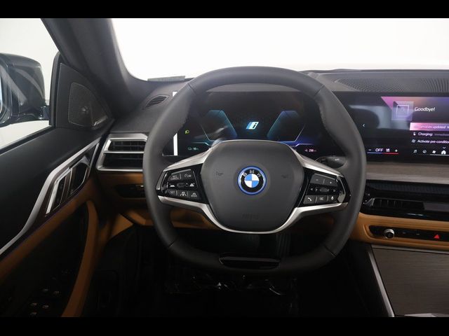 2025 BMW i4 eDrive40