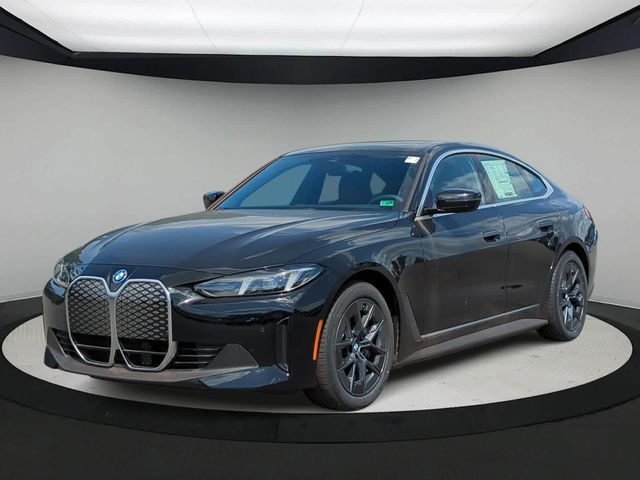 2025 BMW i4 eDrive40