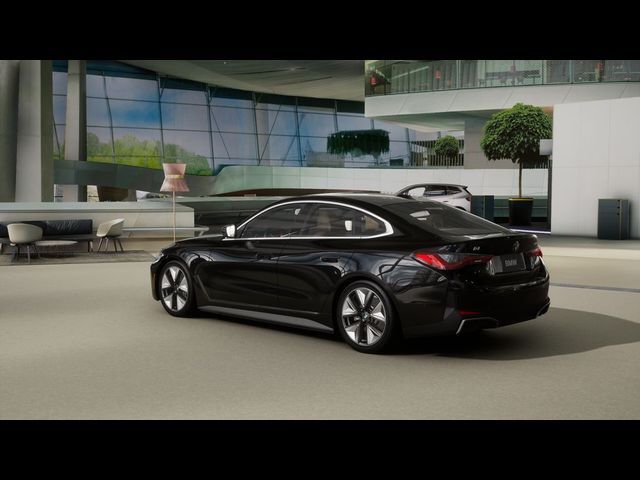 2025 BMW i4 eDrive40