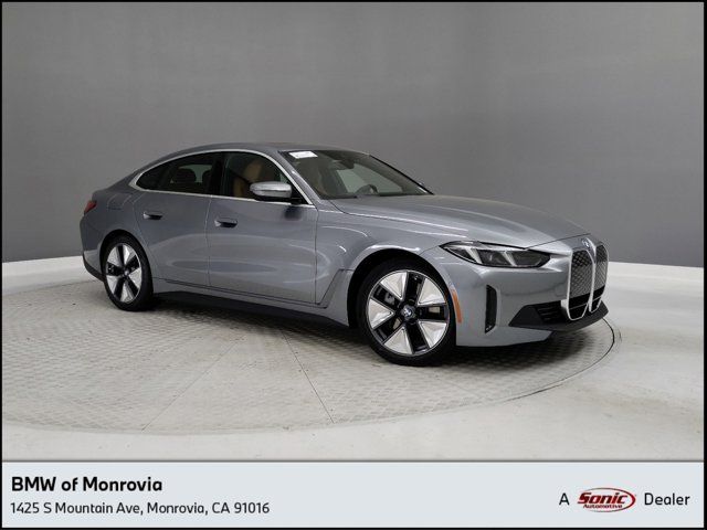 2025 BMW i4 eDrive40