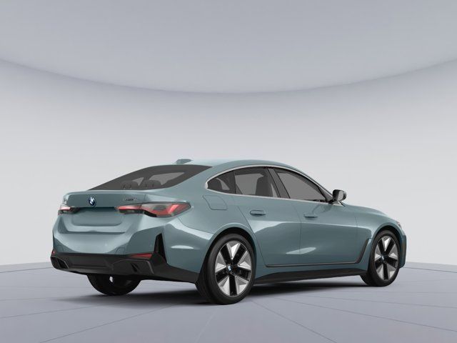 2025 BMW i4 eDrive40