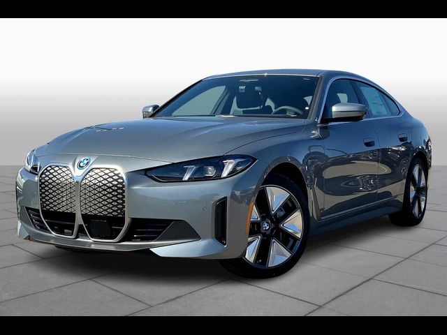 2025 BMW i4 eDrive40