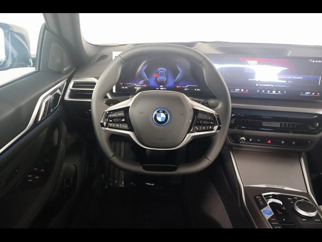 2025 BMW i4 eDrive40