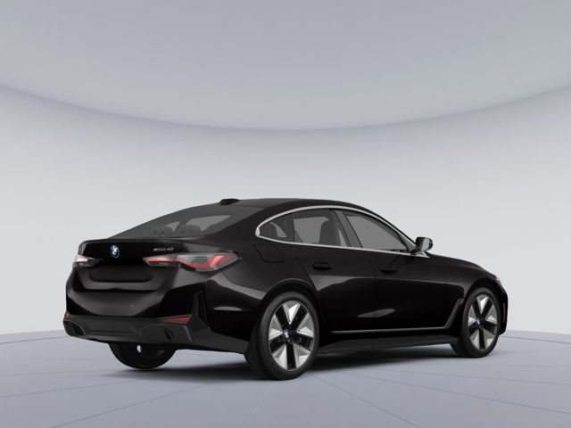 2025 BMW i4 eDrive40