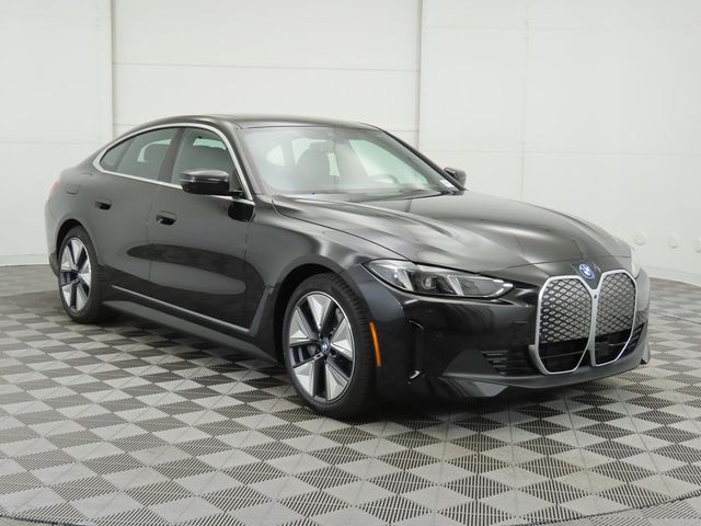 2025 BMW i4 eDrive40