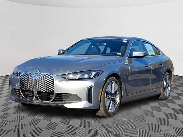 2025 BMW i4 eDrive40