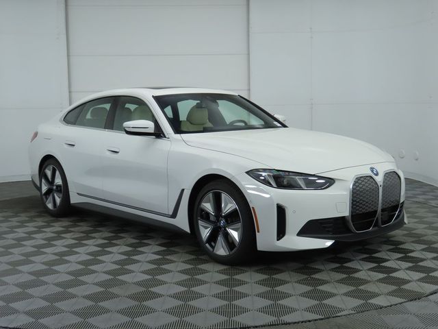 2025 BMW i4 eDrive40