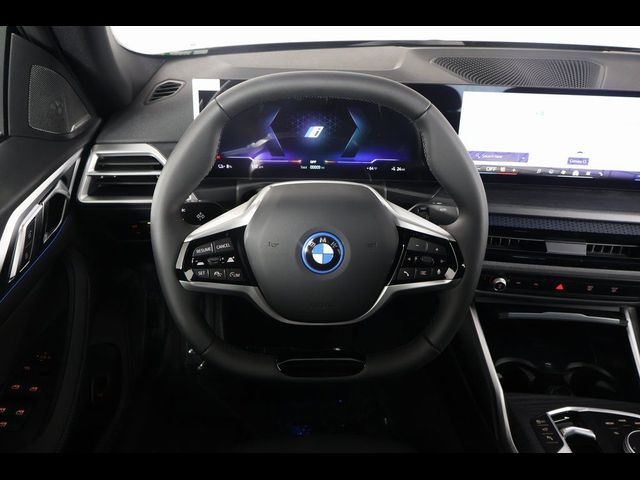 2025 BMW i4 eDrive40