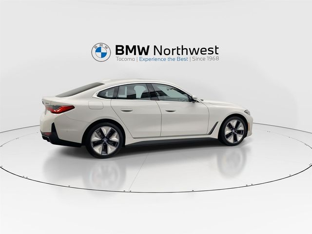 2025 BMW i4 eDrive40