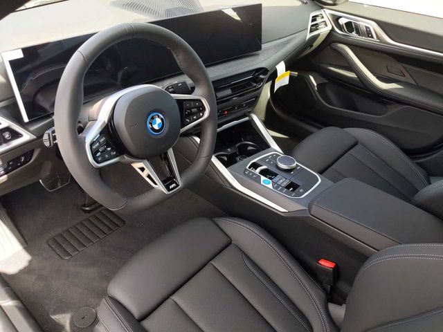 2025 BMW i4 eDrive40
