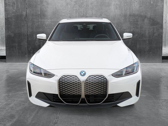 2025 BMW i4 eDrive40