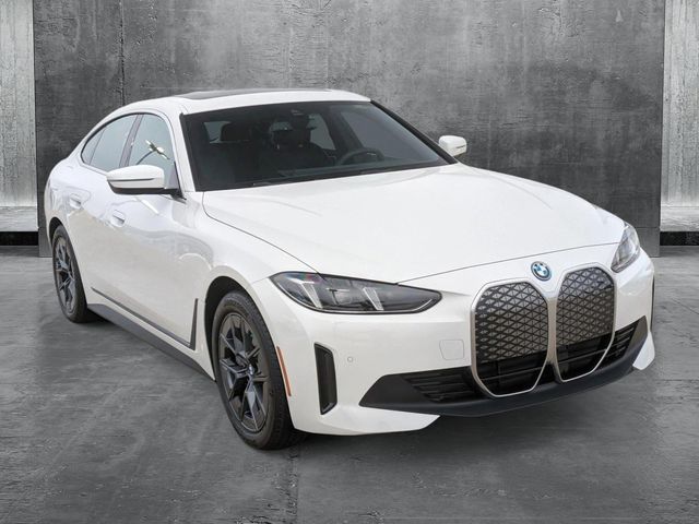 2025 BMW i4 eDrive40