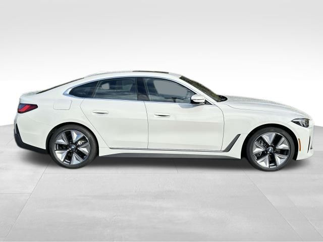 2025 BMW i4 xDrive40