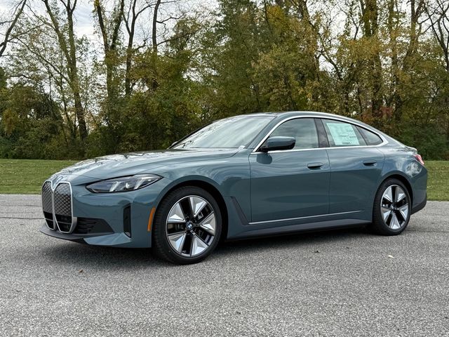 2025 BMW i4 xDrive40