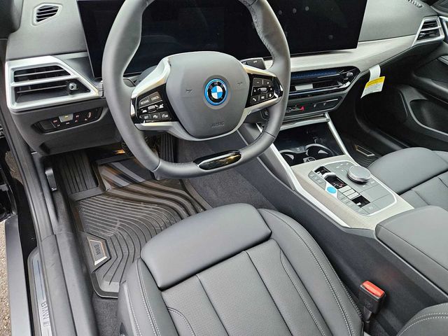 2025 BMW i4 xDrive40