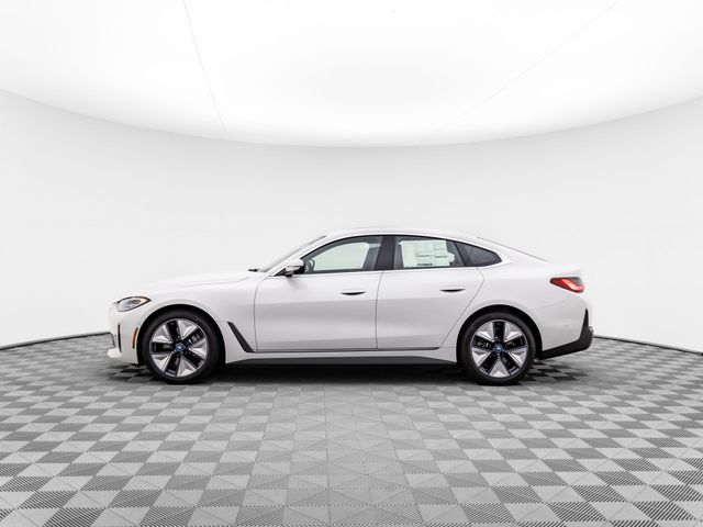 2025 BMW i4 xDrive40