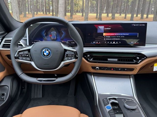 2025 BMW i4 xDrive40