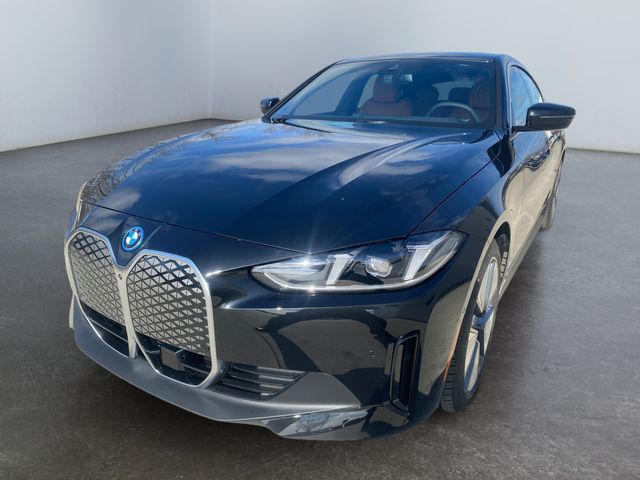 2025 BMW i4 xDrive40