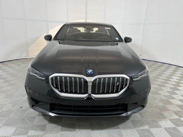 2025 BMW i5 xDrive40