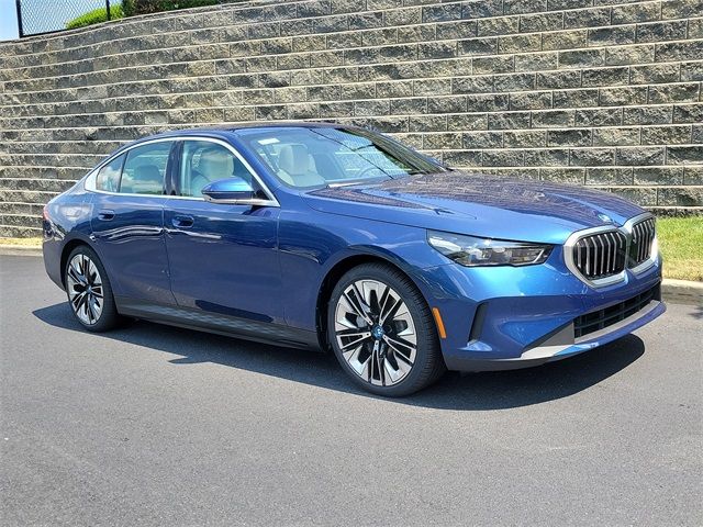 2025 BMW i5 xDrive40